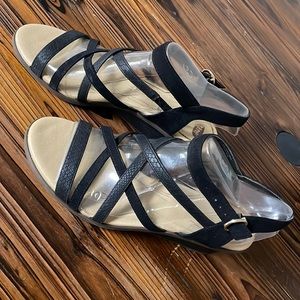 Dr Scholls Shoes women’s size 8 wedge black